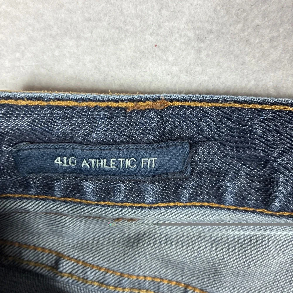 Lucky Brand Men's 410 Athletic Fit Blue Denim Jeans Size 36x32 Whiskering Fade